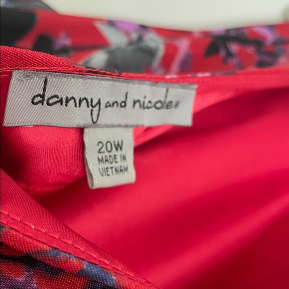 Danny & Nicole Vibrant Red Floral Mini Dress - Picture 2 of 8